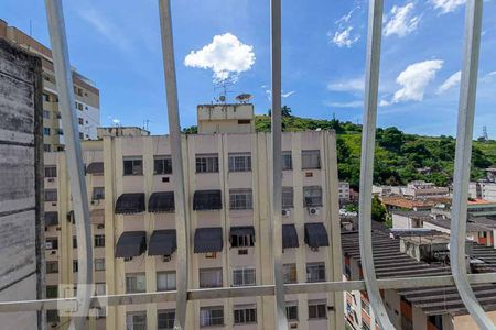 Vista da Sala de apartamento à venda com 3 quartos, 70m² em Santa Rosa, Niterói