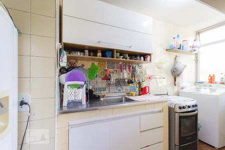 Apartamento à venda com 55m², 3 quartos e 1 vaga Apartamento à venda com 55m², 3 quartos e 1 vagaCozinha e Área de Serviço