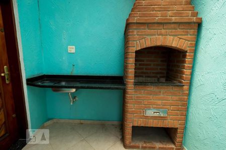 Casa à venda com 150m², 3 quartos e 2 vagas Casa à venda com 150m², 3 quartos e 2 vagasChurrasqueira