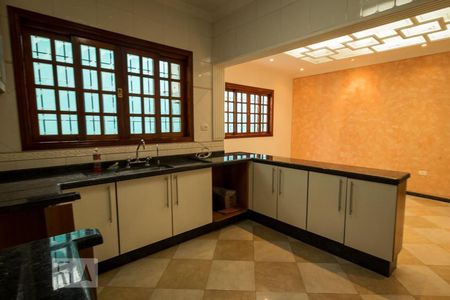 Casa à venda com 150m², 3 quartos e 2 vagas Casa à venda com 150m², 3 quartos e 2 vagasCozinha