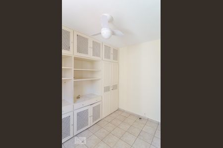 Apartamento à venda com 63m², 2 quartos e 1 vagaQuarto 2