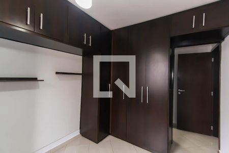 Apartamento à venda com 64m², 2 quartos e 2 vagasQuarto 2 - Suíte