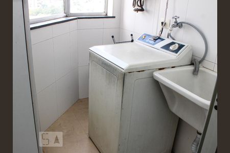 Apartamento para alugar com 68m², 2 quartos e 2 vagas Apartamento para alugar com 68m², 2 quartos e 2 vagasÁrea de Serviço