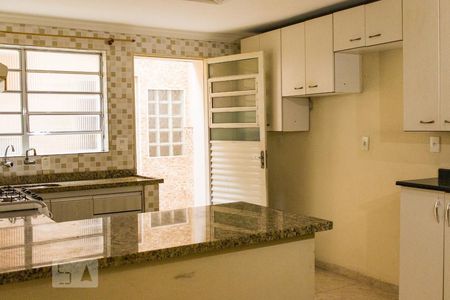 Casa à venda com 189m², 3 quartos e 2 vagasCozinha