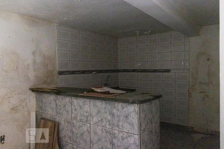 Casa à venda com 189m², 3 quartos e 2 vagasPorão