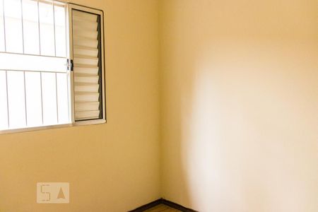 Casa à venda com 189m², 3 quartos e 2 vagasQuarto 2