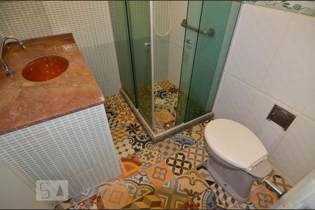 Casa à venda com 80m², 2 quartos e sem vaga Casa à venda com 80m², 2 quartos e sem vagaBanheiro
