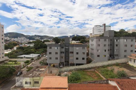 Vista do Quarto 1 de apartamento para alugar com 3 quartos, 100m² em Palmeiras, Belo Horizonte