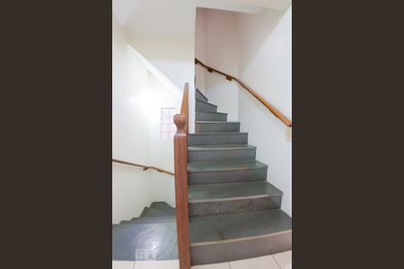 Escada para o Sotão de casa de condomínio à venda com 5 quartos, 276m² em Jardim Leopoldina, Porto Alegre