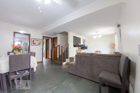 Sala de casa de condomínio à venda com 5 quartos, 276m² em Jardim Leopoldina, Porto Alegre