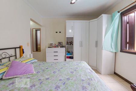 Casa de condomínio à venda com 276m², 5 quartos e 3 vagasSuíte