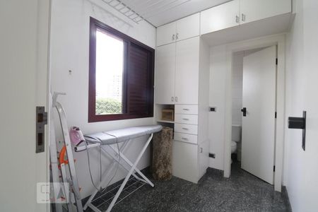 Apartamento à venda com 270m², 4 quartos e 4 vagasQuarto de Serviço