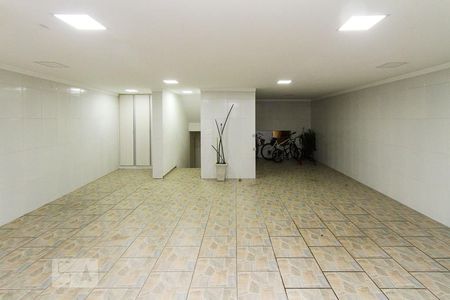 Casa à venda com 250m², 3 quartos e 3 vagas Casa à venda com 250m², 3 quartos e 3 vagasGaragem