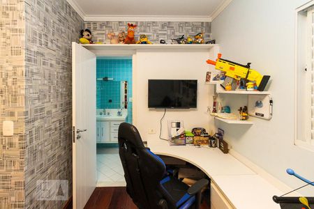 Casa à venda com 250m², 3 quartos e 3 vagas Casa à venda com 250m², 3 quartos e 3 vagasSuite 01