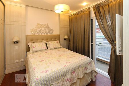 Casa à venda com 250m², 3 quartos e 3 vagas Casa à venda com 250m², 3 quartos e 3 vagasSuite 02