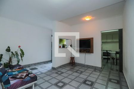 Casa à venda com 160m², 3 quartos e 2 vagasSala de TV