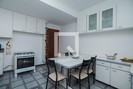 Casa à venda com 160m², 3 quartos e 2 vagasCozinha