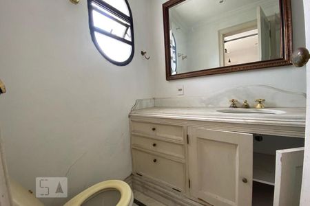 Apartamento para alugar com 470m², 3 quartos e 5 vagasBanheiro da Suíte 1