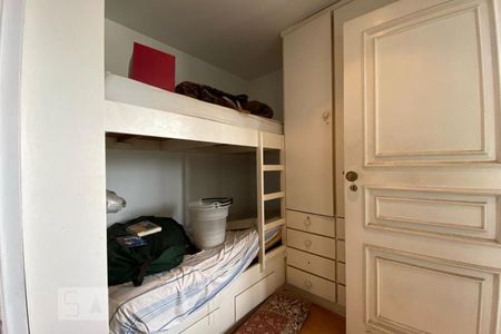 Apartamento para alugar com 470m², 3 quartos e 5 vagasQuarto de Serviço