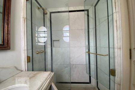 Apartamento para alugar com 470m², 3 quartos e 5 vagasBanheiro da Suíte 1