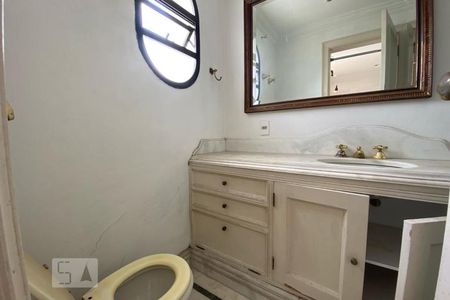 Apartamento para alugar com 470m², 3 quartos e 5 vagasBanheiro da Suíte 1