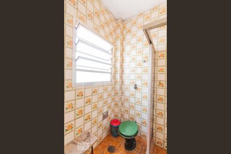 Casa à venda com 160m², 3 quartos e 2 vagasBanheiro