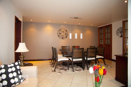 Sala de apartamento à venda com 4 quartos, 149m² em Anil, Rio de Janeiro