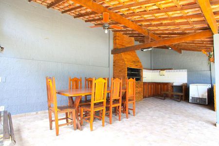 Apartamento à venda com 149m², 4 quartos e 2 vagas Apartamento à venda com 149m², 4 quartos e 2 vagasÁrea comum - Churrasqueira