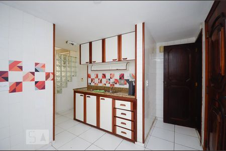Apartamento à venda com 80m², 2 quartos e 1 vaga Apartamento à venda com 80m², 2 quartos e 1 vagaCozinha