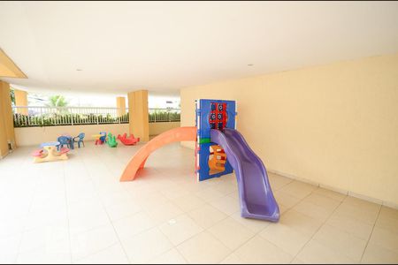 Apartamento à venda com 80m², 2 quartos e 1 vaga Apartamento à venda com 80m², 2 quartos e 1 vagaÁrea comum