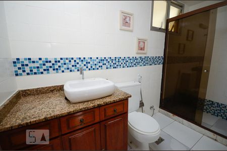 Apartamento à venda com 80m², 2 quartos e 1 vaga Apartamento à venda com 80m², 2 quartos e 1 vagaBanheiro da Suíte