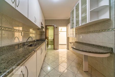 Apartamento à venda com 90m², 3 quartos e 3 vagas Apartamento à venda com 90m², 3 quartos e 3 vagasCozinha