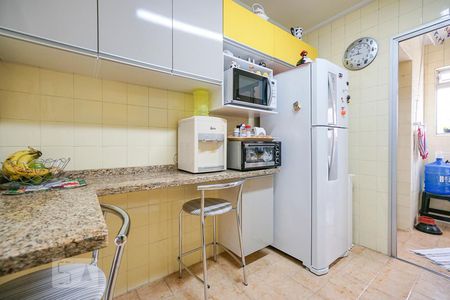 Apartamento à venda com 68m², 2 quartos e 1 vaga Apartamento à venda com 68m², 2 quartos e 1 vagaCozinha