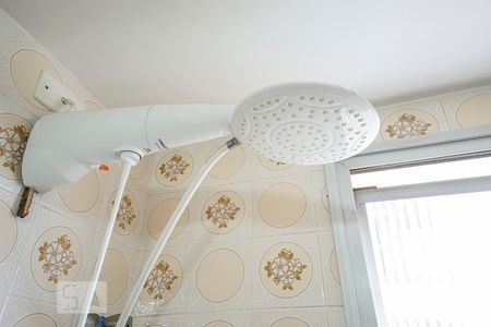 Apartamento à venda com 68m², 2 quartos e 1 vaga Apartamento à venda com 68m², 2 quartos e 1 vagaChuveiro