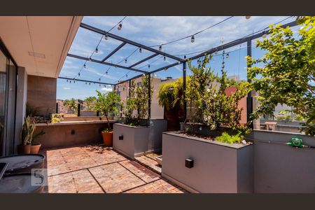 Apartamento para alugar com 216m², 3 quartos e 2 vagasCobertura