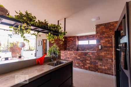 Apartamento para alugar com 216m², 3 quartos e 2 vagasCozinha