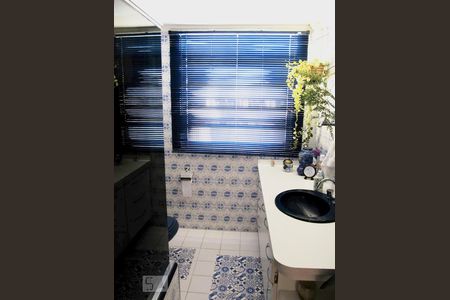Apartamento à venda com 91m², 3 quartos e sem vaga Apartamento à venda com 91m², 3 quartos e sem vagaBanheiro