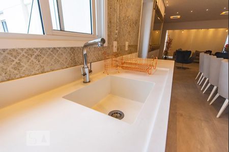 Apartamento à venda com 96m², 2 quartos e 3 vagas Apartamento à venda com 96m², 2 quartos e 3 vagasPia