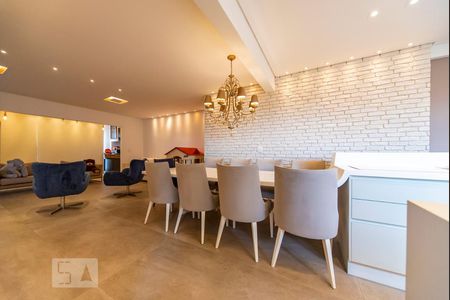 Apartamento à venda com 96m², 2 quartos e 3 vagas Apartamento à venda com 96m², 2 quartos e 3 vagasSala de Jantar