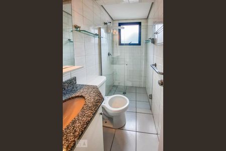 Apartamento à venda com 120m², 4 quartos e 4 vagas Apartamento à venda com 120m², 4 quartos e 4 vagasBanheiro Social