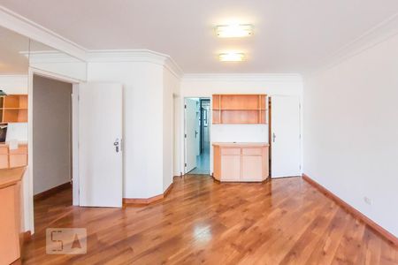 Apartamento à venda com 120m², 4 quartos e 4 vagas Apartamento à venda com 120m², 4 quartos e 4 vagasSala