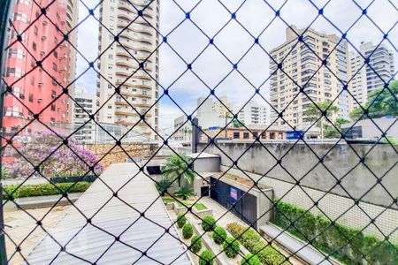 Apartamento à venda com 120m², 4 quartos e 4 vagas Apartamento à venda com 120m², 4 quartos e 4 vagasVista do Quarto 2