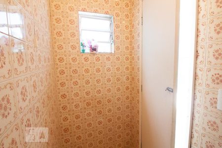 Casa à venda com 107m², 2 quartos e 2 vagasBanheiro de Serviço