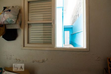 Casa à venda com 107m², 2 quartos e 2 vagasQuarto de Serviço