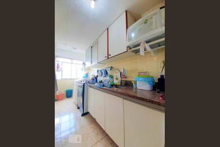 Apartamento à venda com 48m², 2 quartos e 1 vaga Apartamento à venda com 48m², 2 quartos e 1 vagaCozinha