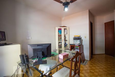 Casa à venda com 256m², 3 quartos e 3 vagas Casa à venda com 256m², 3 quartos e 3 vagassuíte 3