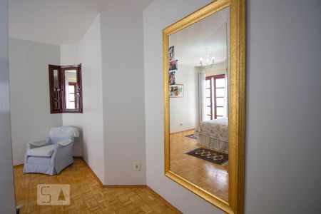 Casa à venda com 256m², 3 quartos e 3 vagas Casa à venda com 256m², 3 quartos e 3 vagasQuarto Suíte 1
