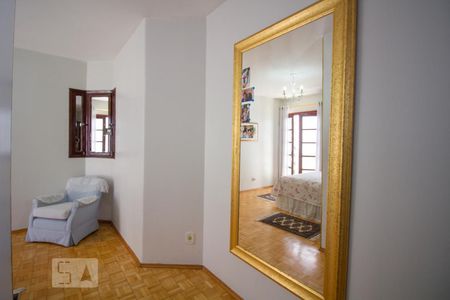 Casa à venda com 256m², 3 quartos e 3 vagas Casa à venda com 256m², 3 quartos e 3 vagasQuarto Suíte 1