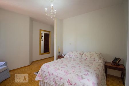 Casa à venda com 256m², 3 quartos e 3 vagas Casa à venda com 256m², 3 quartos e 3 vagasQuarto Suíte 1