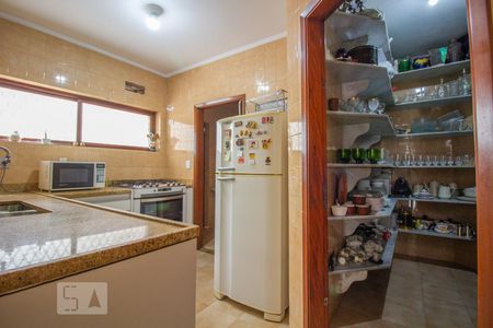 Casa à venda com 256m², 3 quartos e 3 vagas Casa à venda com 256m², 3 quartos e 3 vagasCozinha